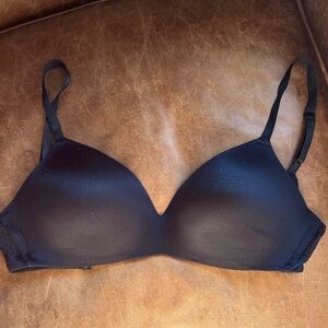 B. Tempt’d Black T Shirt Bra 32DD